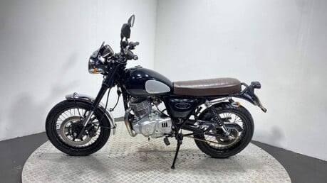 Sinnis Retrostar 250 Naked 2