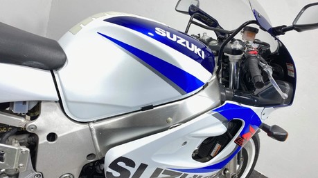 Suzuki GSXR600 GSXR 600 X 14