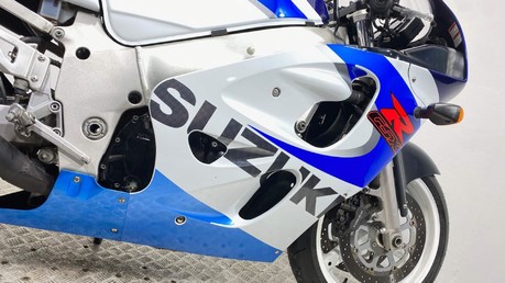 Suzuki GSXR600 GSXR 600 X 15