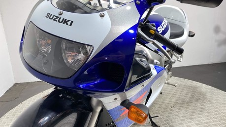 Suzuki GSXR600 GSXR 600 X 31