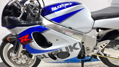 Suzuki GSXR600 GSXR 600 X 33