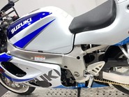 Suzuki GSXR600 GSXR 600 X 34