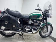 Triumph Bonneville 2