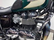 Triumph Bonneville 14