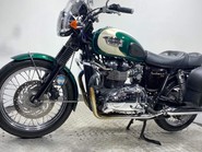 Triumph Bonneville 30