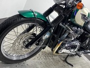 Triumph Bonneville 33