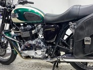 Triumph Bonneville 42