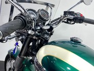 Triumph Bonneville 48