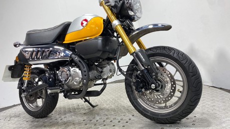 Honda Monkey 125 15