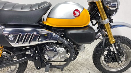 Honda Monkey 125 22