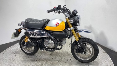 Honda Monkey 125 32