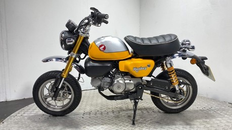 Honda Monkey 125 34