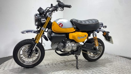 Honda Monkey 125 56