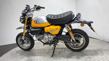 Honda Monkey 125 57