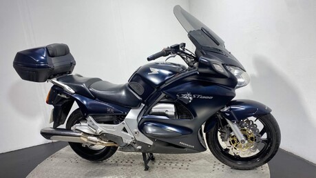 Honda ST ST 1300 24