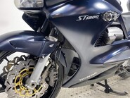 Honda ST ST 1300 31