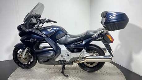 Honda ST ST 1300 43