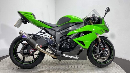 Kawasaki ZX-6R ZX 600 R9F