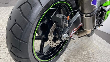 Kawasaki ZX-6R ZX 600 R9F 6