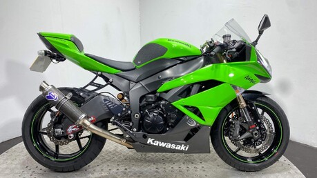 Kawasaki ZX-6R ZX 600 R9F 26