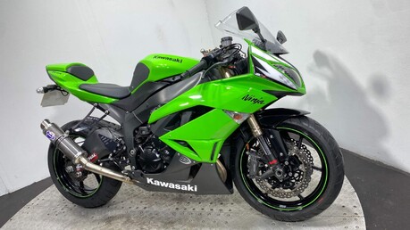 Kawasaki ZX-6R ZX 600 R9F 27