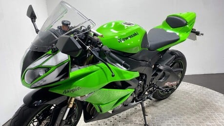 Kawasaki ZX-6R ZX 600 R9F 29