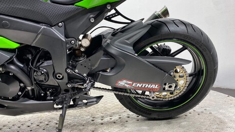 Kawasaki ZX-6R ZX 600 R9F 37