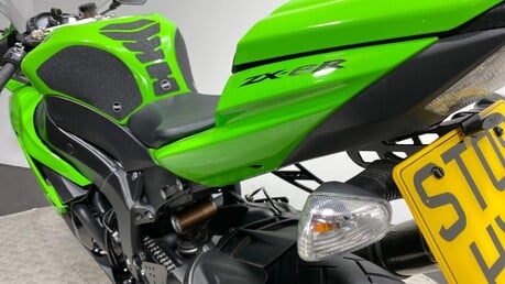 Kawasaki ZX-6R ZX 600 R9F 41