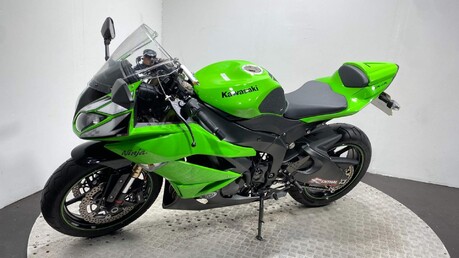 Kawasaki ZX-6R ZX 600 R9F 46