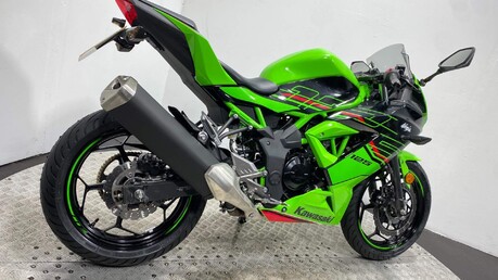 Kawasaki Ninja BX 125 BRFAN 2