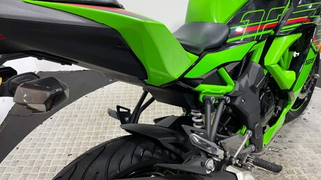 Kawasaki Ninja BX 125 BRFAN 10