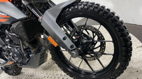 KTM 390 Adventure 390 ADVENTURE 21 20