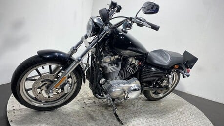 Harley-Davidson Sportster 8