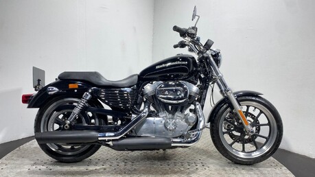 Harley-Davidson Sportster 1