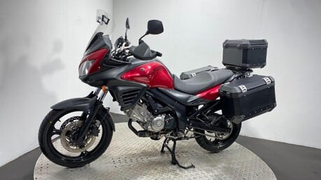 Suzuki V-Strom 9