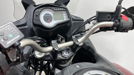 Suzuki V-Strom 29