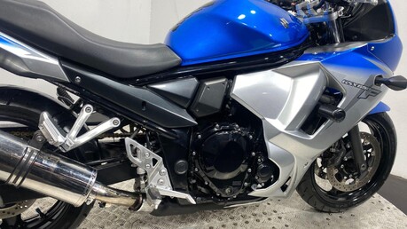 Suzuki GSX650 GSX 650/F/A/ABS/FAL0/FA/FK*/FL*/FM 24