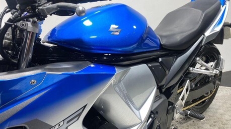 Suzuki GSX650 GSX 650/F/A/ABS/FAL0/FA/FK*/FL*/FM 40