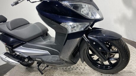 SYM Joymax JOYMAX GTS 125i 14