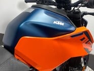 KTM Duke 125 Duke 27