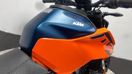 KTM Duke 125 Duke 27