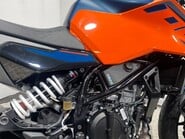 KTM Duke 125 Duke 14