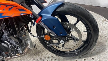 KTM Duke 125 Duke 19