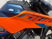 KTM Duke 125 Duke 25