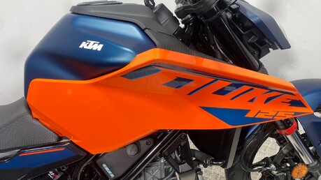 KTM Duke 125 Duke 25