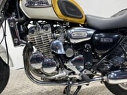 Triumph Thunderbird ADVENTURER 17