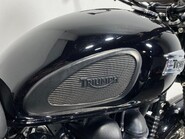 Triumph Scrambler BONNEVILLE SCRAMBLER 27