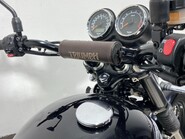 Triumph Scrambler BONNEVILLE SCRAMBLER 33