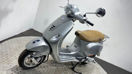 Piaggio Vespa S 125 7