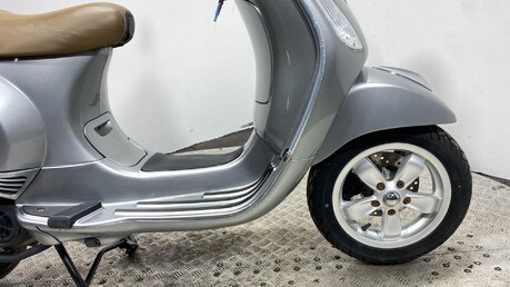 Piaggio Vespa S 125 22